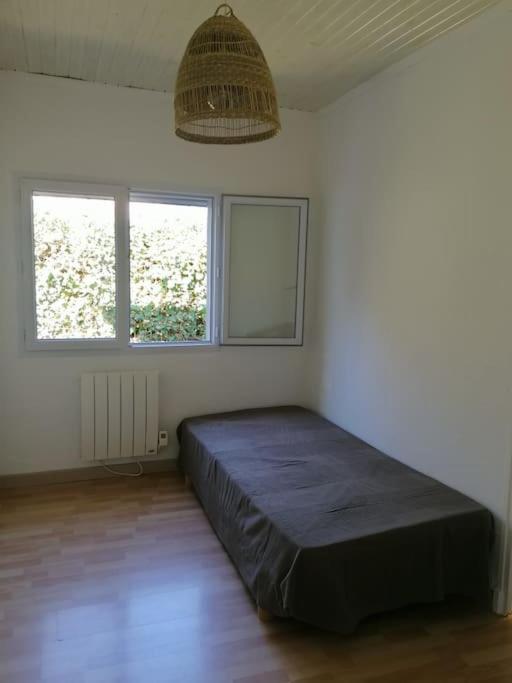 Maison T3 Avec Vue Au Bord De L'Etang Istres Exterior foto