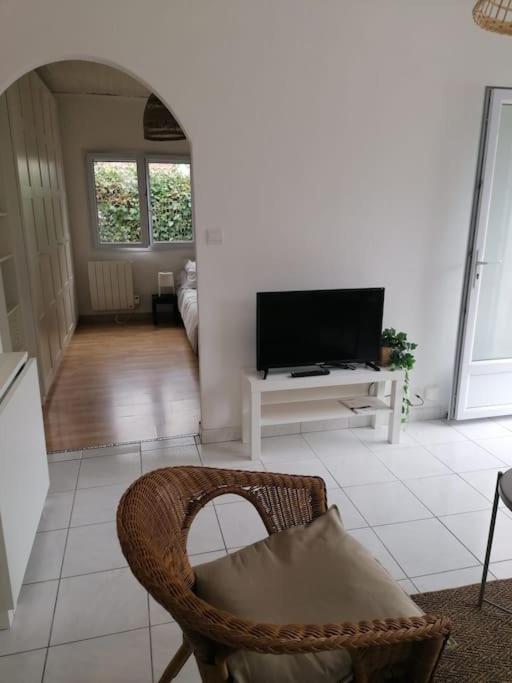 Maison T3 Avec Vue Au Bord De L'Etang Istres Exterior foto